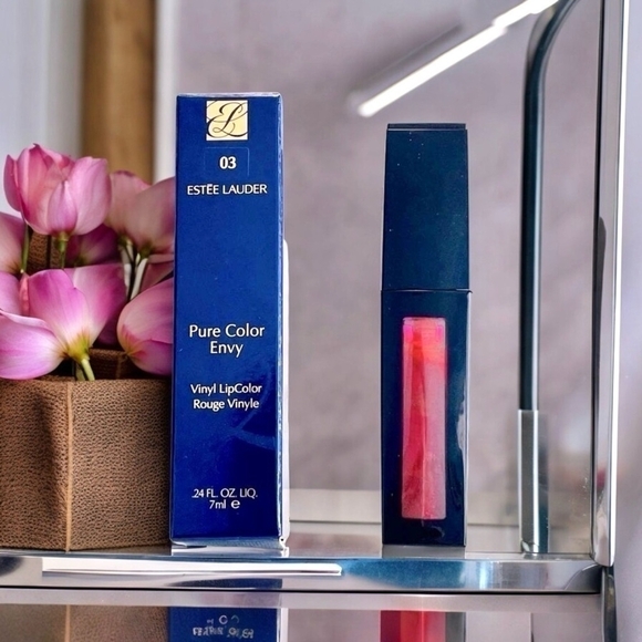 Lipstick ESTEE LAUDER Pure Color Lipgloss Envy Vinyl Lipcolor SHOCK - Picture 1 of 5